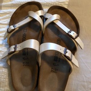 Size 6 US/ 37 EUR Birkenstock sandals
